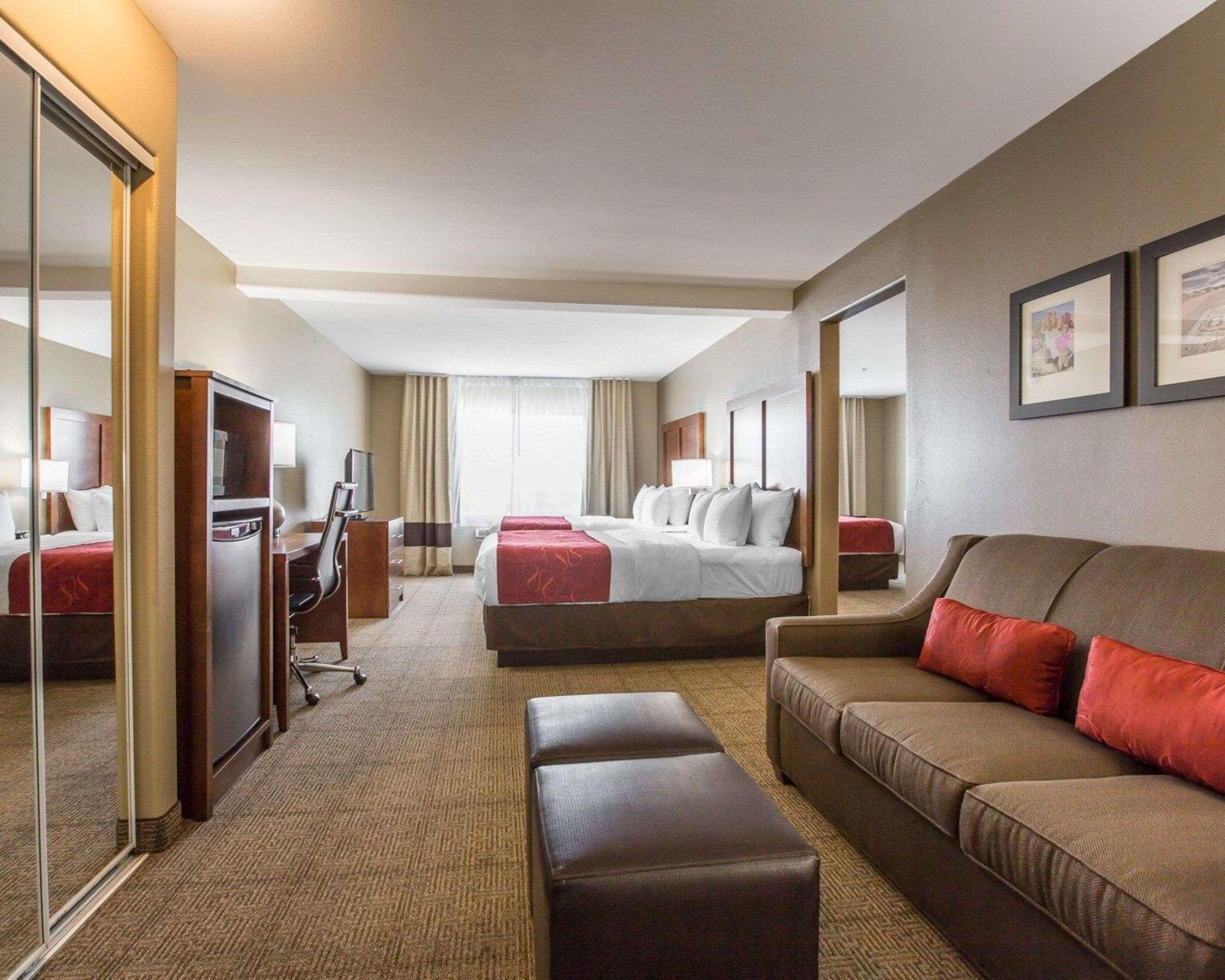 Comfort Suites Victorville-Hesperia Exteriör bild
