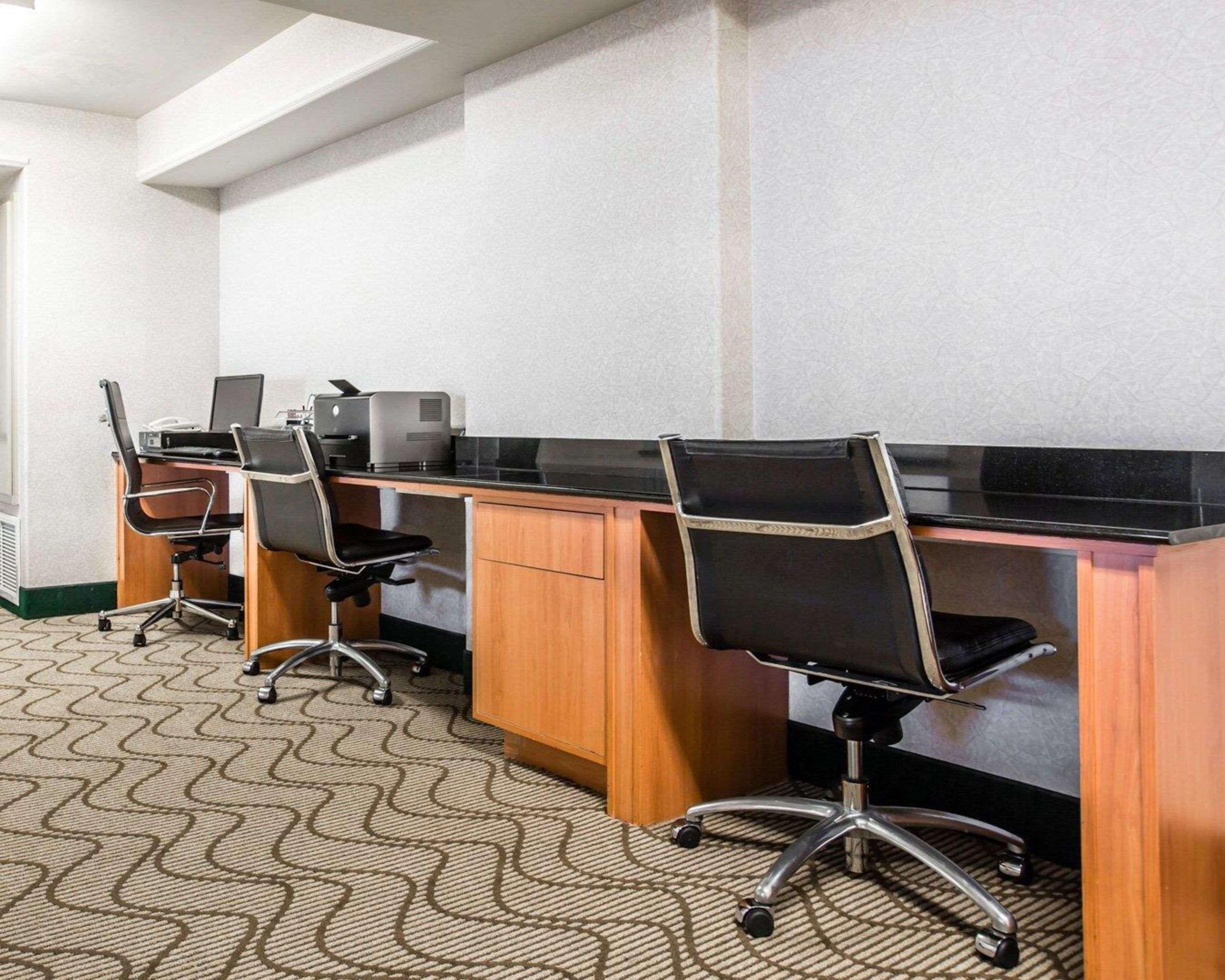 Comfort Suites Victorville-Hesperia Exteriör bild