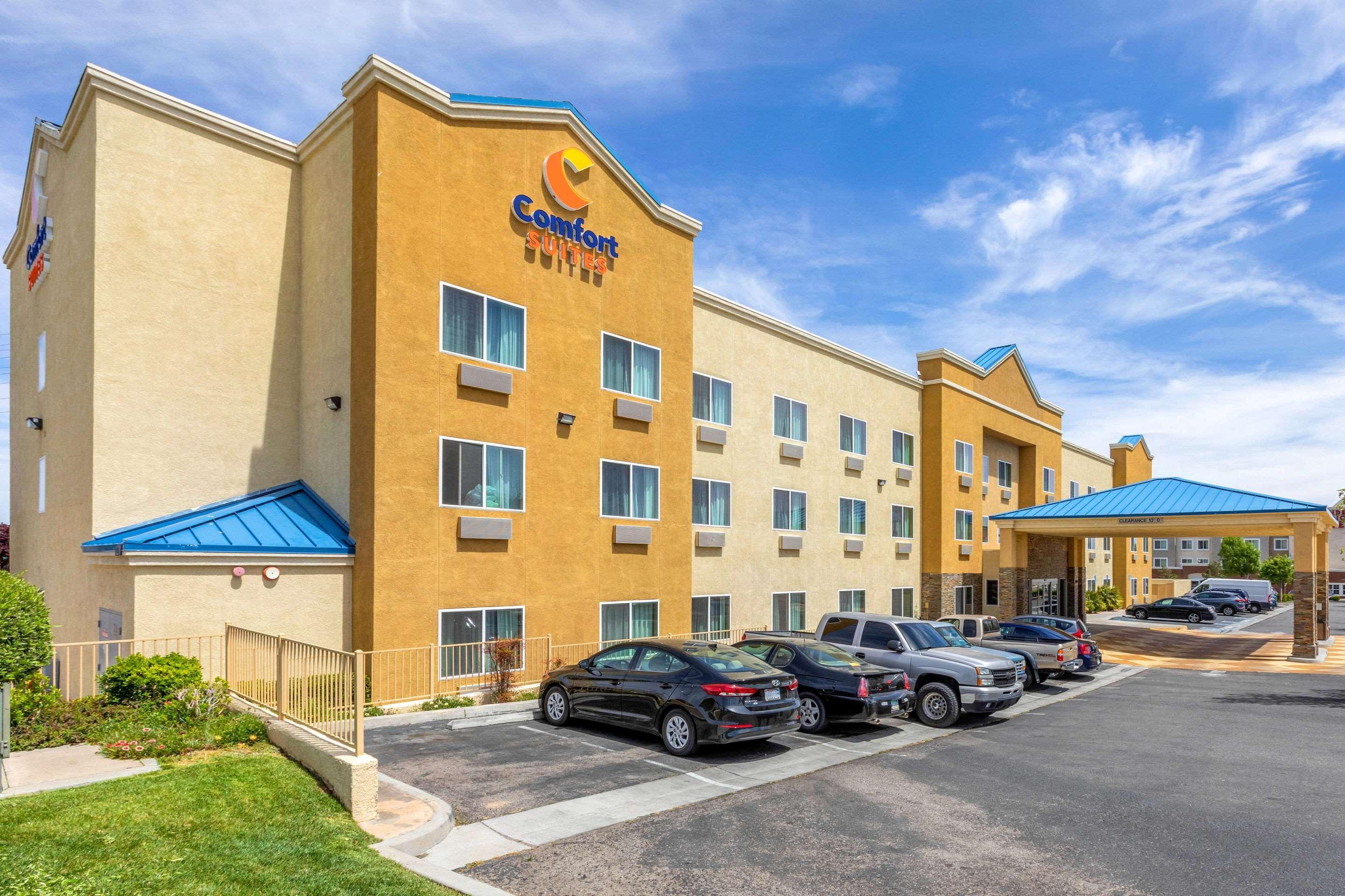 Comfort Suites Victorville-Hesperia Exteriör bild