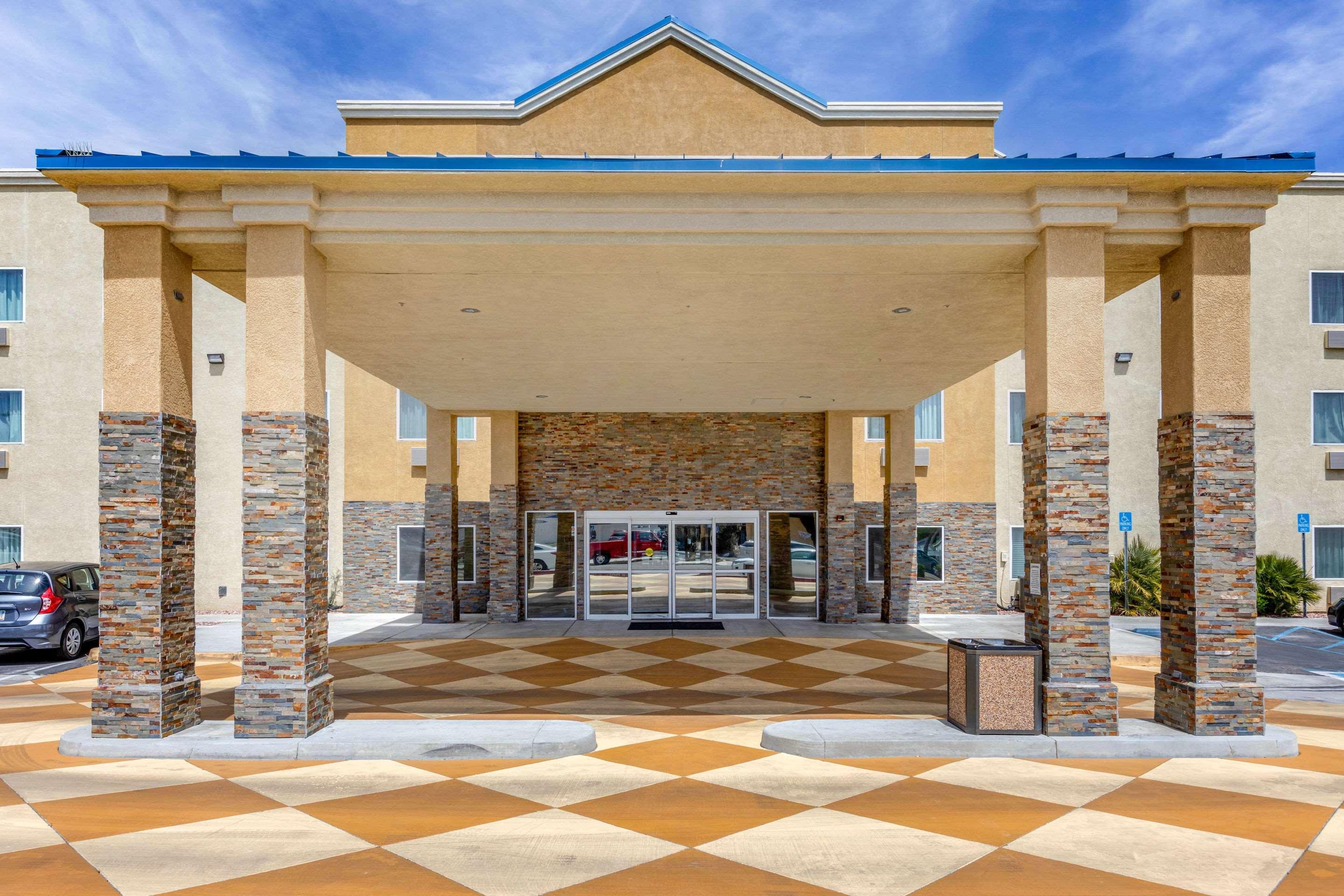 Comfort Suites Victorville-Hesperia Exteriör bild