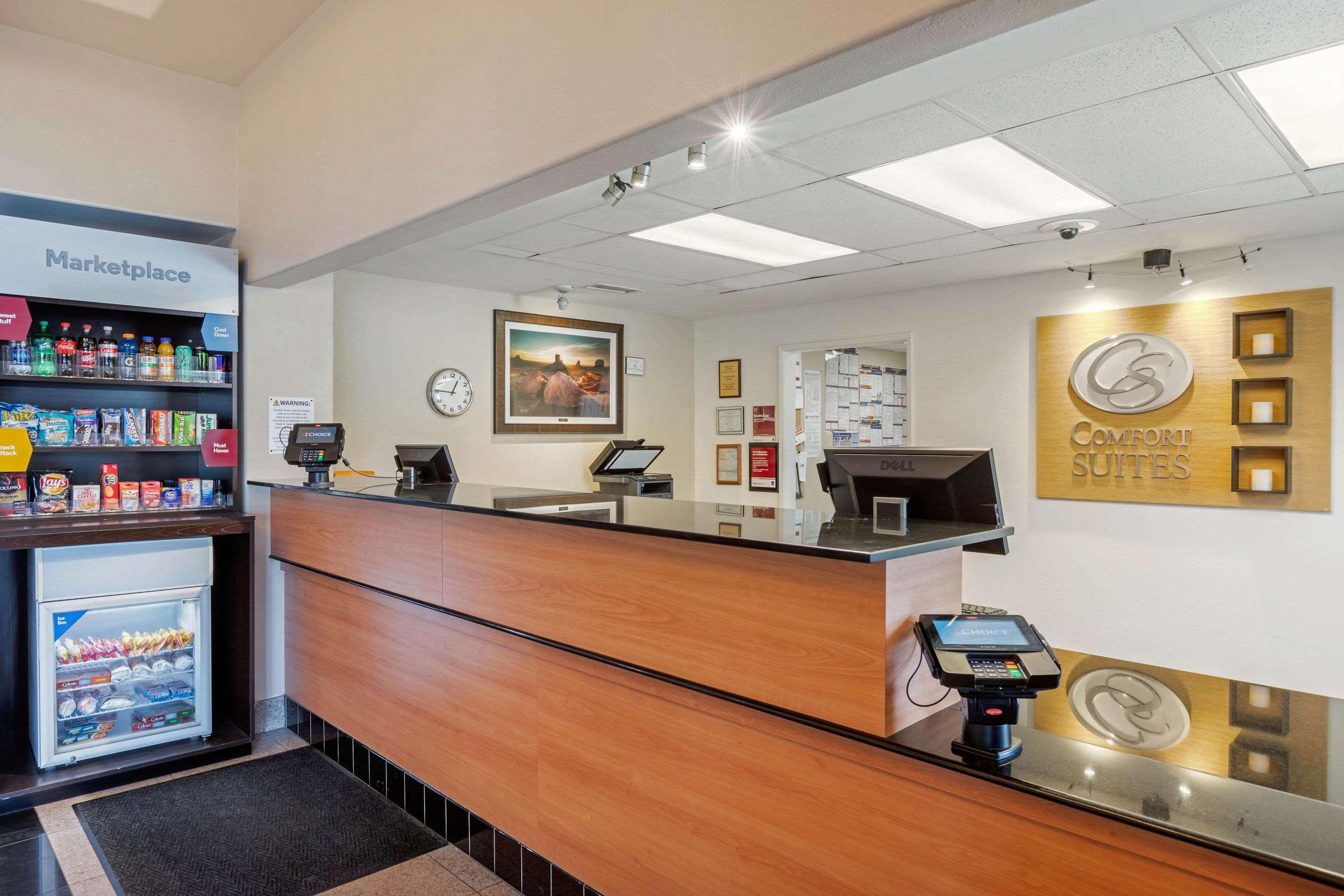 Comfort Suites Victorville-Hesperia Exteriör bild
